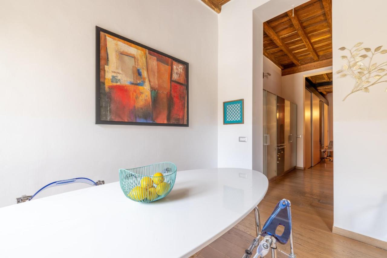 Modern apartment in Campo de Fiori Roma Exterior foto