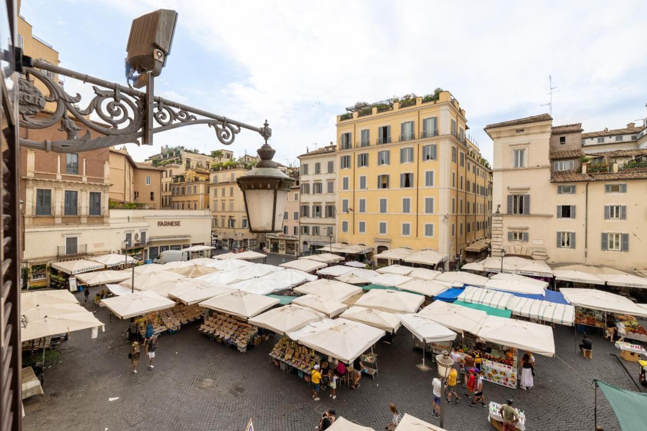 Modern apartment in Campo de Fiori Roma Exterior foto